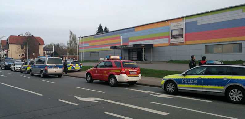 Festhalle Stadthagen wegen Bombendrohung evakuiert
