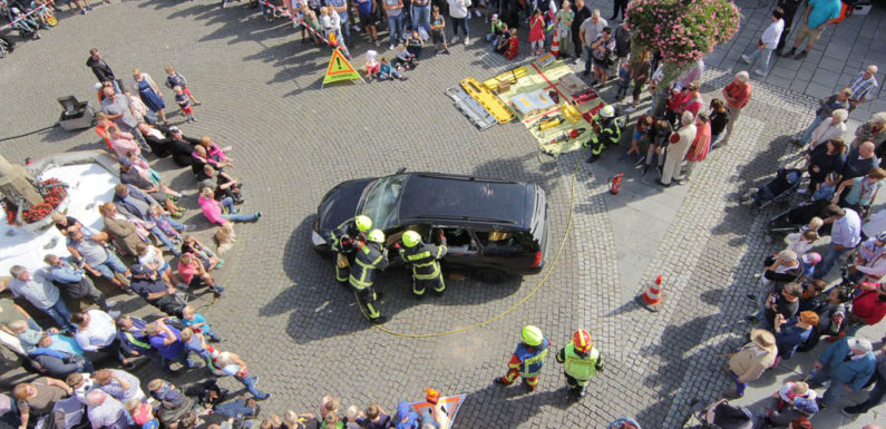 Feuerwehr-Aktionstag lockt tausende Besucher nach Bückeburg