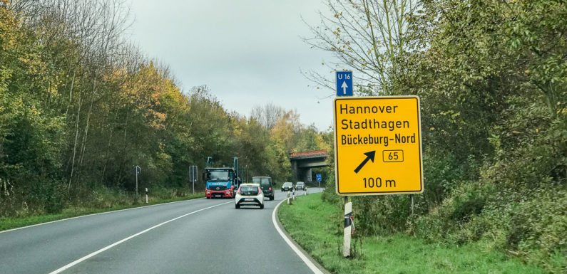 Verkehrsbehinderungen zwischen B83 und B65 bei Bückeburg
