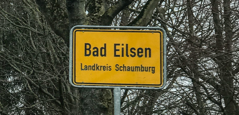 Bad Eilsen: Autofahrer drängt Radlerin ab