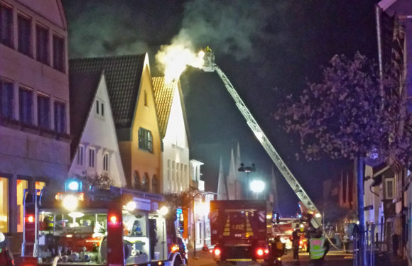 Stadthagen: Ein Todesopfer und mehrere Verletzte bei Feuer in der Echternstraße