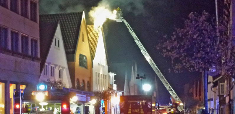 Stadthagen: Ein Todesopfer und mehrere Verletzte bei Feuer in der Echternstraße