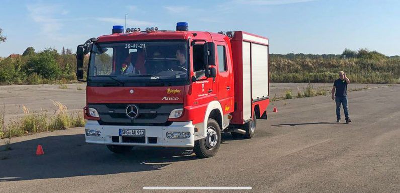 Neue Fahrer für Auhäger Feuerwehrfahrzeug