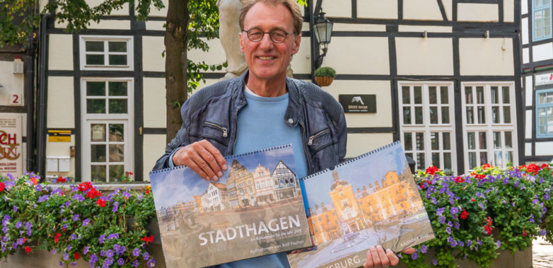 Rolf Fischer zeigt neue Bildkalender für Bückeburg, Stadthagen und Rinteln