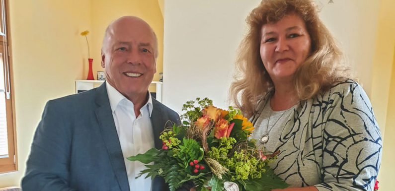 Hella Papenhausen feiert 25-jähriges Dienstjubiläum