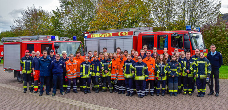 32 neue Feuerwehrfrauen und –männer für den Landkreis Schaumburg