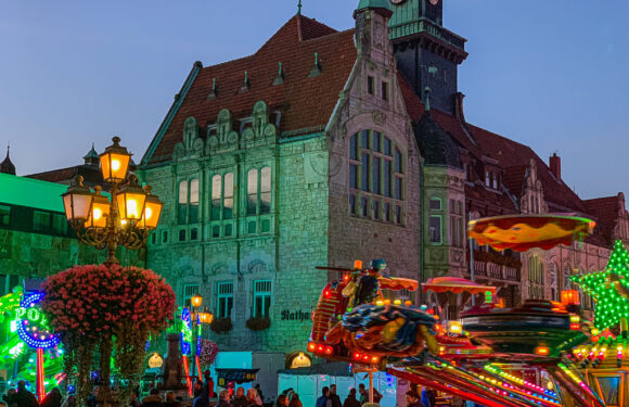 In Bückeburg wird vom 28. bis 31.10. wieder der Herbstmarkt gefeiert