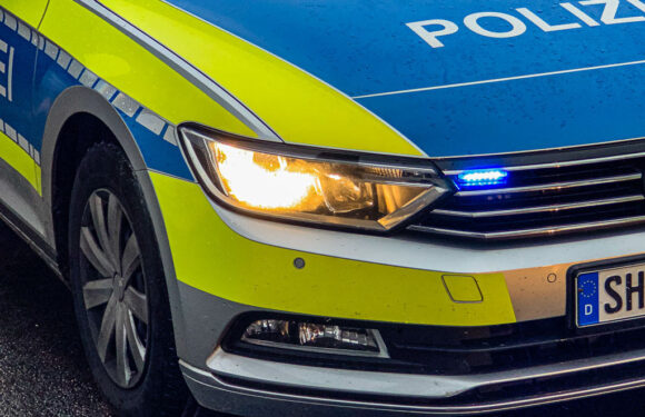 Tödlicher Verkehrsunfall in Meerbeck: LKW prallt in Wohnhaus