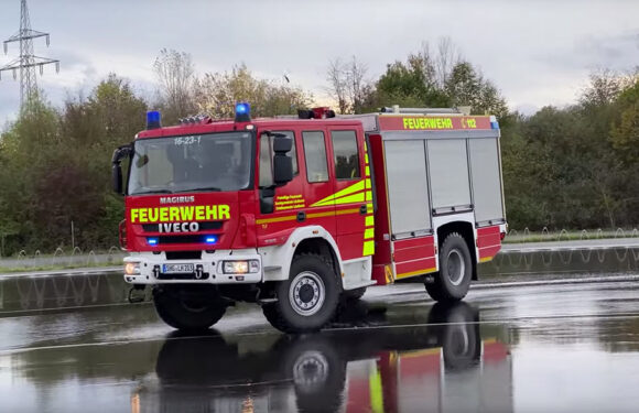 (Video) Feuerwehrfahrzeuge am Limit: Fahrsicherheitstraining beim ADAC in Laatzen