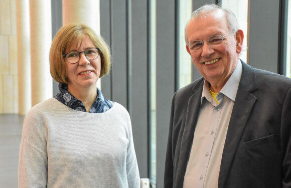 Helga Knudsen ist ehrenamtliche, stellvertretende Patientenfürsprecherin am Klinikum Schaumburg
