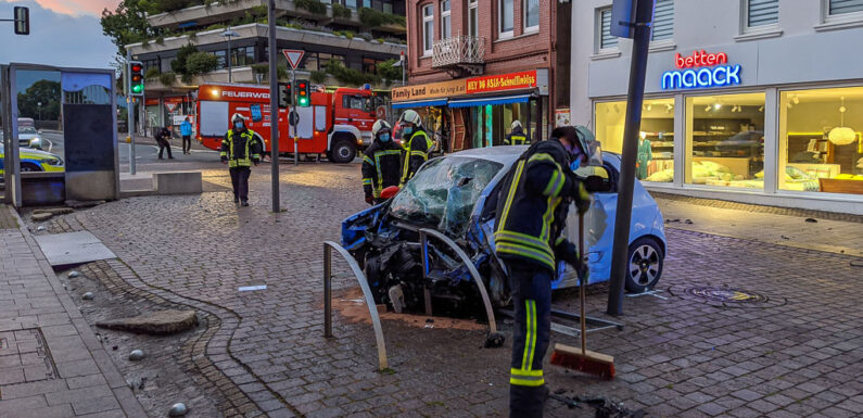 Unfall: Auto rast in Rintelner Fußgängerzone