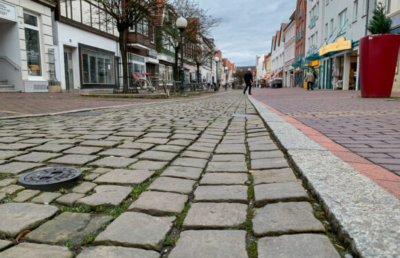 Stadthagen: Testweise Pflasterung zur Altstadtsanierung