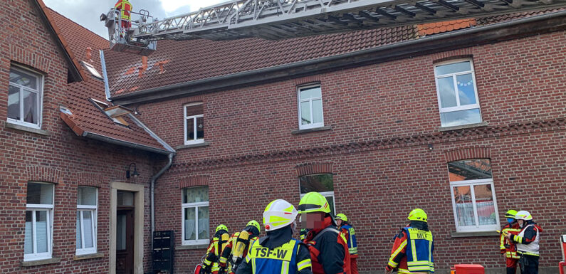 Müsingen: Schmorender Verteilerkasten löst Feuerwehreinsatz aus