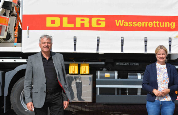 Bad Nenndorf: Völlers zu Gast in der Bundesgeschäftsstelle der DLRG