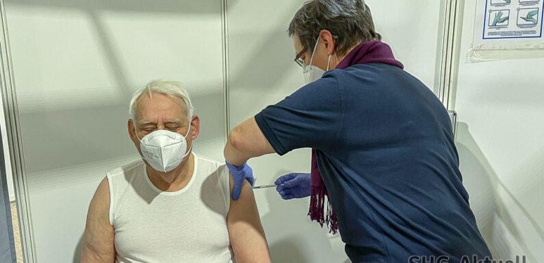 Stadthagen: 306 Senioren zum Start im Impfzentrum Schaumburg geimpft