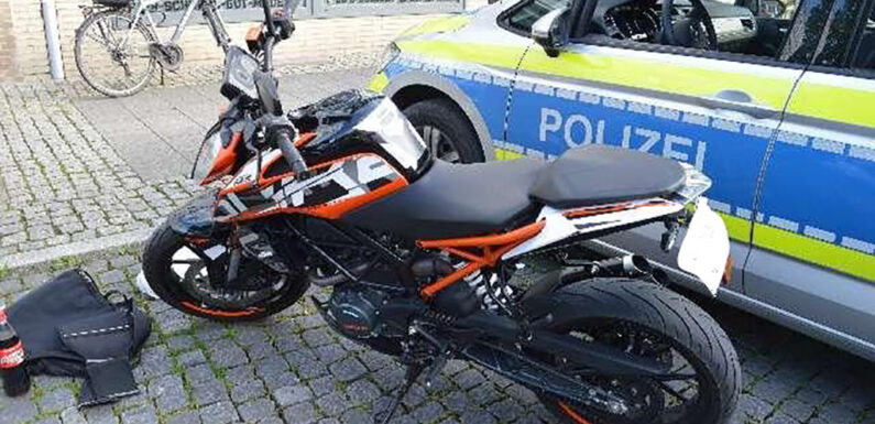 Motorrad beschädigt: Polizei sucht Unfallverursacher