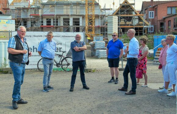 „Für Mieter steht der Quadratmeterpreis im Vordergrund“: SPD-Kreistagsfraktion besucht „Wohnen am Nordwall“