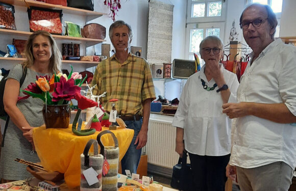 Global denken, lokal handeln: Grünen-Bundestagsabgeordnete Katja Keul zu Besuch im Weltladen Stadthagen