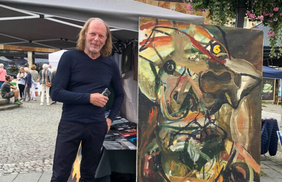 Bei „Open Art“ in Bückeburg unverhofft auf Schatz gestoßen: Günter Habedank und Moreno Ciotti entdecken wertvolles Ölgemälde