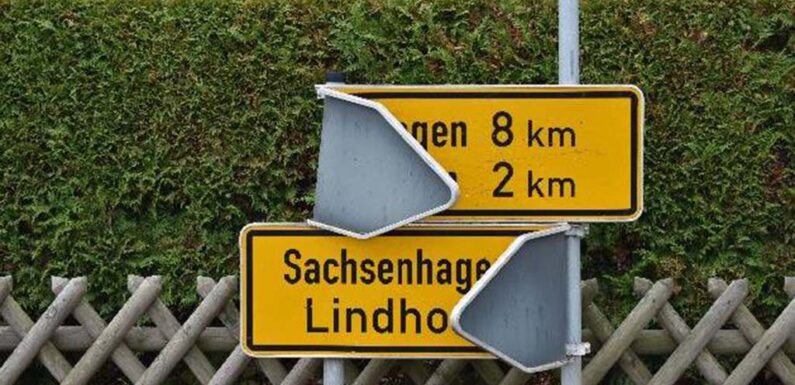 Lindhorst: Verkehrszeichen umgeknickt