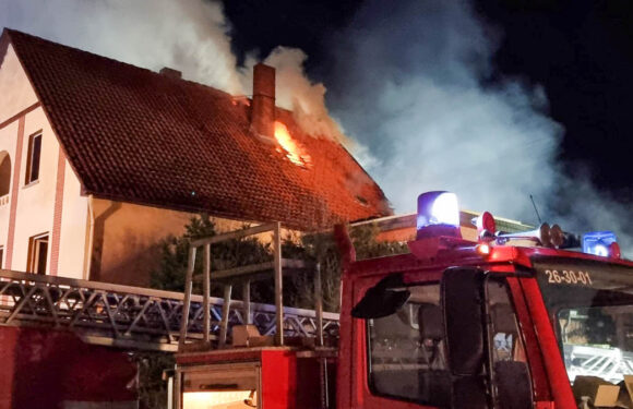 125 Feuerwehrleute bei Großbrand in Krankenhagen im Einsatz