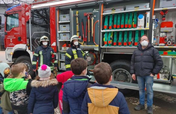 Brandschutzübung in der Grundschule Sachsenhagen: Schüler proben den Ernstfall