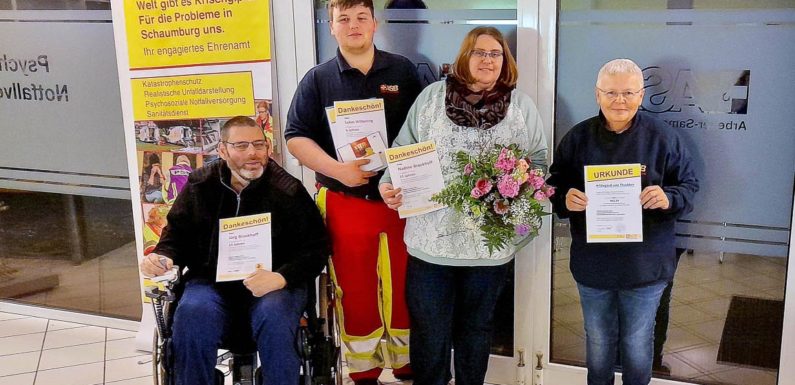 Samariter aus Schaumburg ehren ihre Mitglieder: Nadine und Jörg Brockhoff seit 15 Jahren dabei