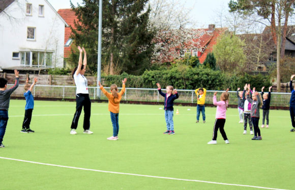 Bückeburger Hockey Club: Viele Kinder auf dem Platz und noch mehr Spaß