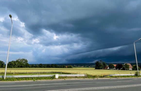 Deutscher Wetterdienst warnt vor schweren Gewittern, Sturmböen und Starkregen