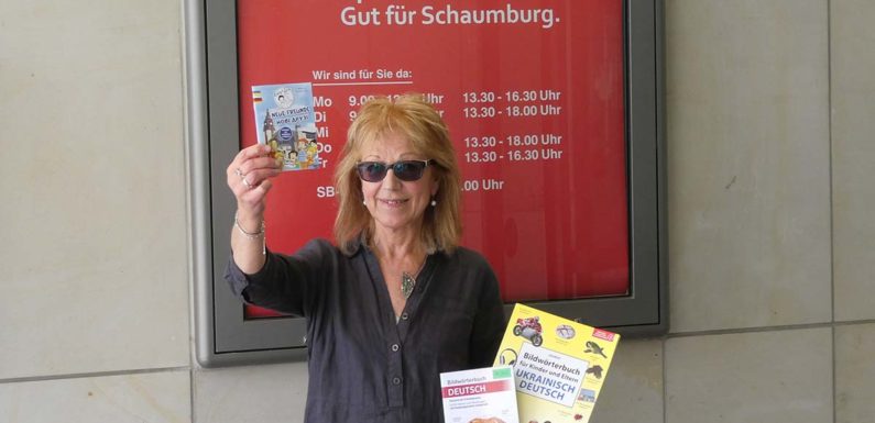 Mit Bildern Deutsch lernen: AWO Kreisverband Schaumburg dankt Sparkasse für Unterstützung