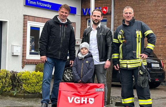 Feuerwehr Sachsenhagen freut sich über gespendeten Rauchschutzvorhang