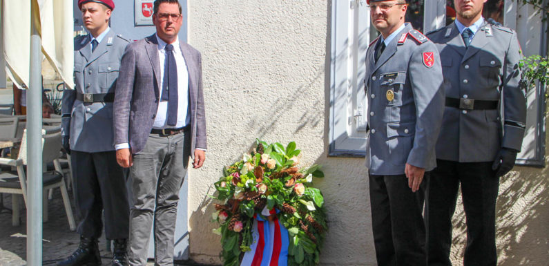 Kranzniederlegung zum Gedenken an Freiheitskämpfer Plettenberg