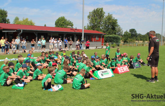 Fußballschule erneut ein voller Erfolg: 73 Kinder nehmen an Hannover 96-Fußballschule beim VfR Evesen teil