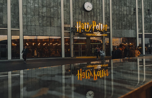 40 Jugendliche dabei: S-Club der Sparkasse Schaumburg besucht „Harry Potter“-Musical