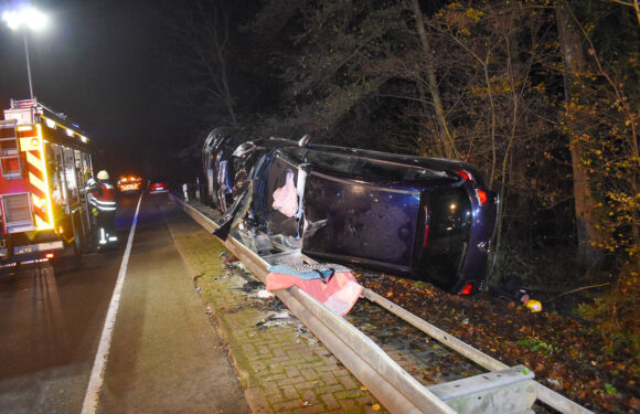 Schwerer Unfall nach Wendemanöver auf der B83 bei Bückeburg