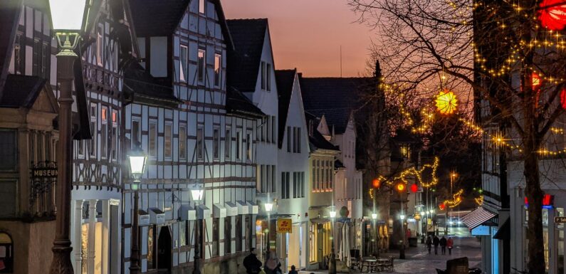 Zeitschaltuhren geliefert: Nachtabschaltung der Straßenbeleuchtung in Bückeburg wird umgesetzt