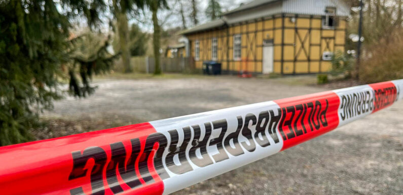 Bückeburg: Feuerwehr löscht Brand im ehemaligen Schlosspark-Café „Lilly´s“