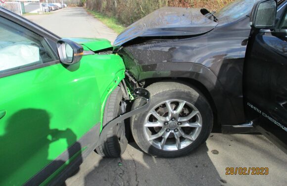 Autofahrer bei Unfall in Obernkirchen schwer verletzt