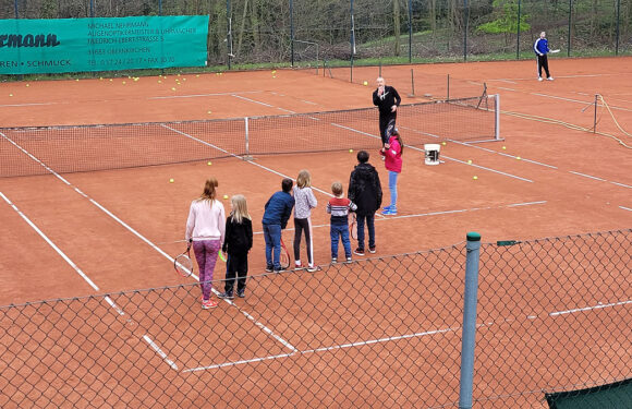 Tennisclub Obernkirchen feiert Saisoneröffnung
