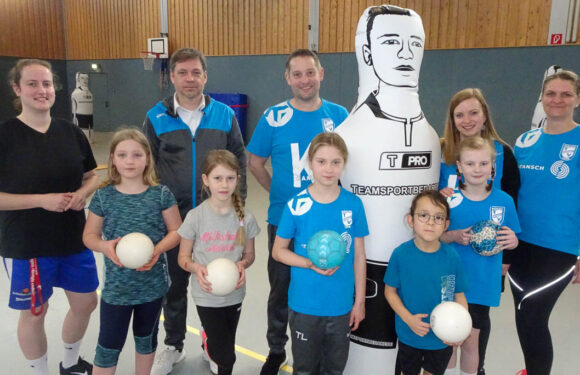 „Eigentlich bist Du Handballer“: TVE Röcke unterstützt Aktionstag an der Grundschule im Petzer Feld