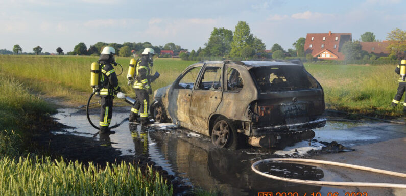 Seggebruch: BMW X5 geht in Flammen auf