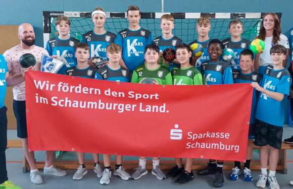 TVE Röcke und Sparkasse Schaumburg unterzeichnen Sponsoring-Vereinbarung für Jugend-Handball