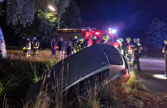 Unfall in Auhagen: PKW-Insassen mittels Feuerwehr-Drohne gefunden