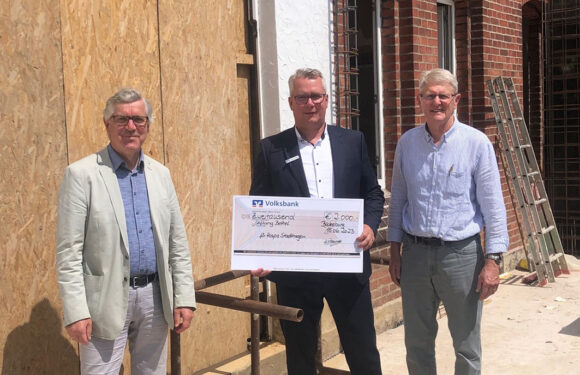 Volksbank in Schaumburg und Nienburg spendet Einnahmen aus Regionalschau für Hospiz-Neubau