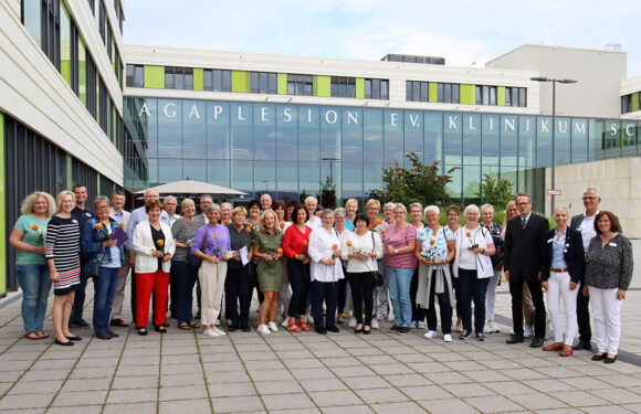 Jubiläumsfeier im Klinikum Schaumburg: Dank an langjährig beschäftigte Mitarbeiter und Rentner