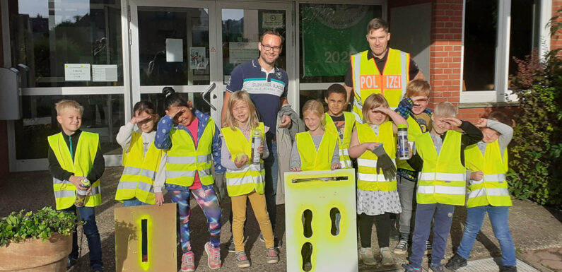 Stadthagen: Aktion „Gelbe Füße – sicherer Schulweg“