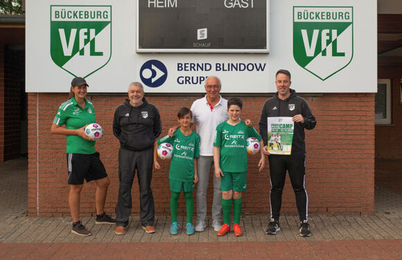 Drei Tage Profifußballcamp „Hollyvent“ beim VfL Bückeburg