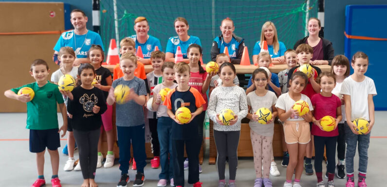 TVE Röcke lädt die Kinder der Grundschule im Petzer Feld zum Aktionstag des Deutschen Handballbundes ein