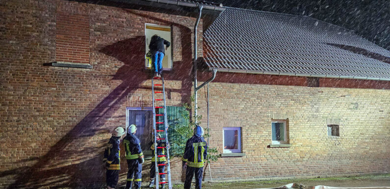 Hagenburg: Dachstuhlbrand entpuppt sich als Einsatzübung